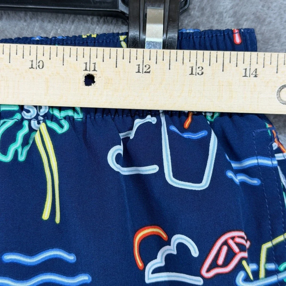 chubbies swim trunks